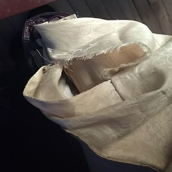 Fraud!! - Picture 4 of 4